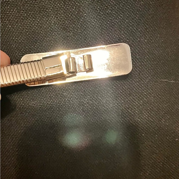 Elegant Silver Women's Belt 80’s 90’s Stretchy Concho Hook Retro VTG Small Teen - Picture 8 of 11